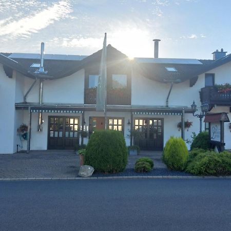 Landhotel Linden Am Venekotensee Niederkrüchten Eksteriør billede