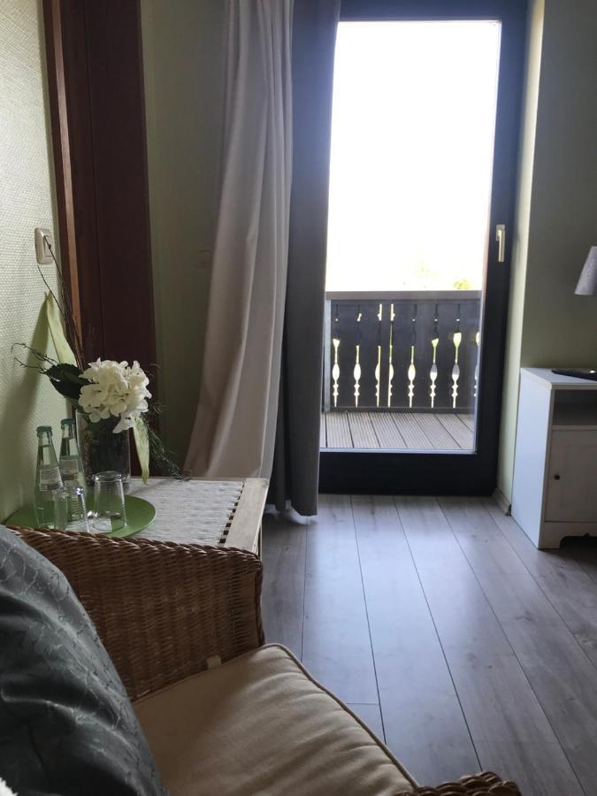 Landhotel Linden Am Venekotensee Niederkrüchten Eksteriør billede