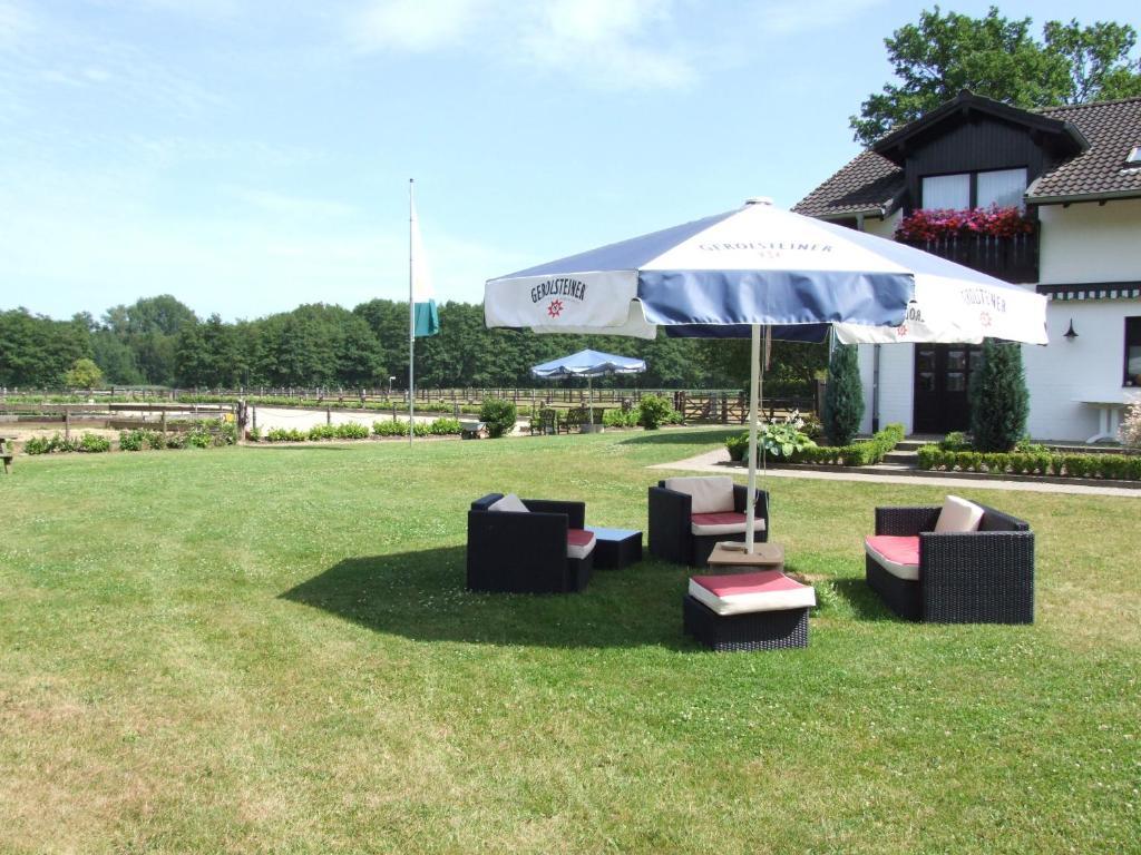 Landhotel Linden Am Venekotensee Niederkrüchten Eksteriør billede